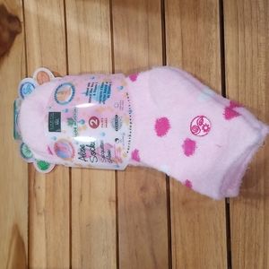 Earth Therapeutics Aloe socks